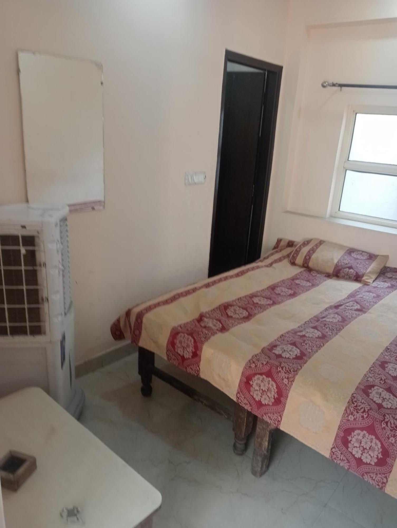 Ever Green Guest House Travel&PG New Delhi Eksteriør bilde
