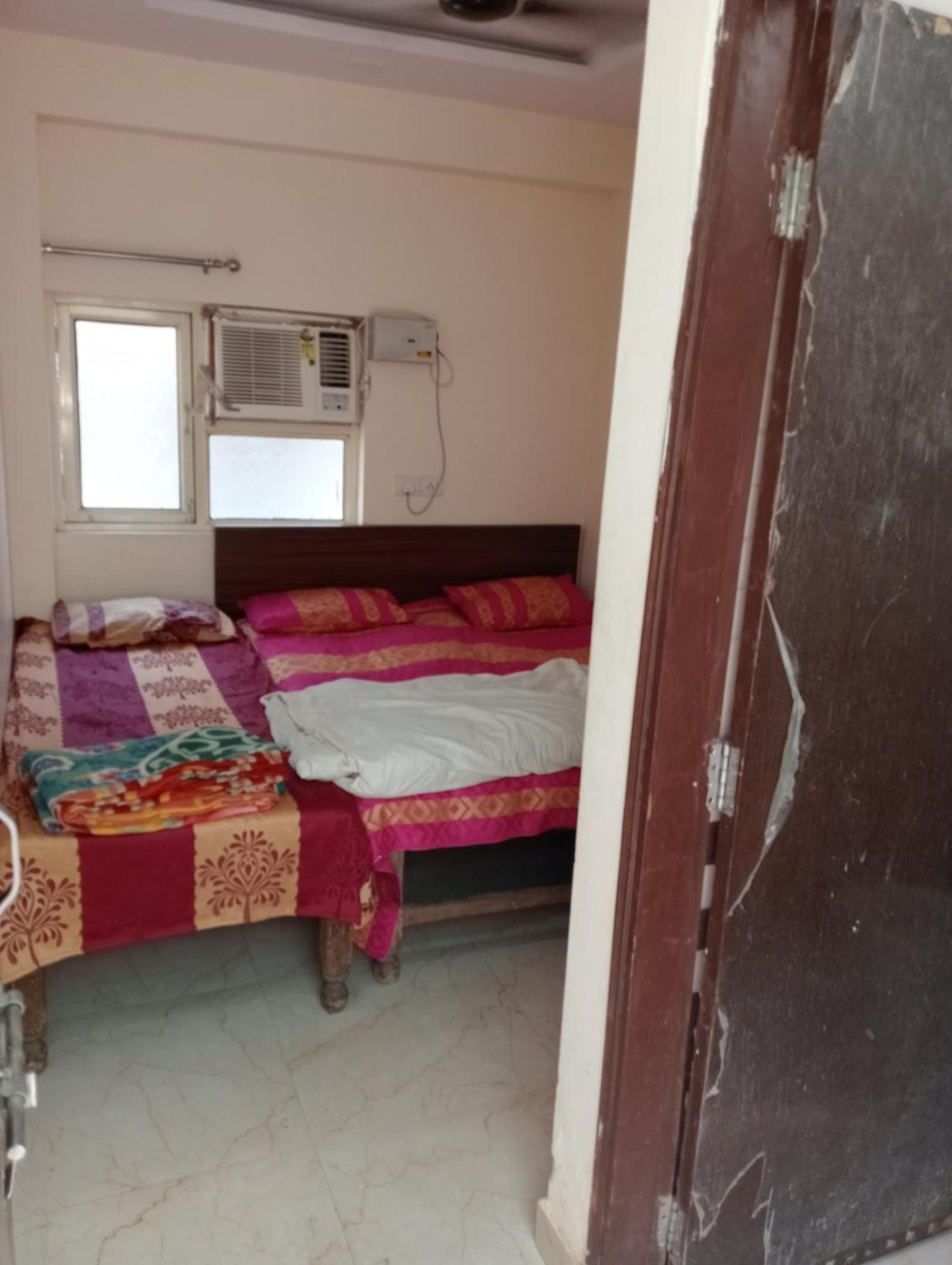 Ever Green Guest House Travel&PG New Delhi Eksteriør bilde