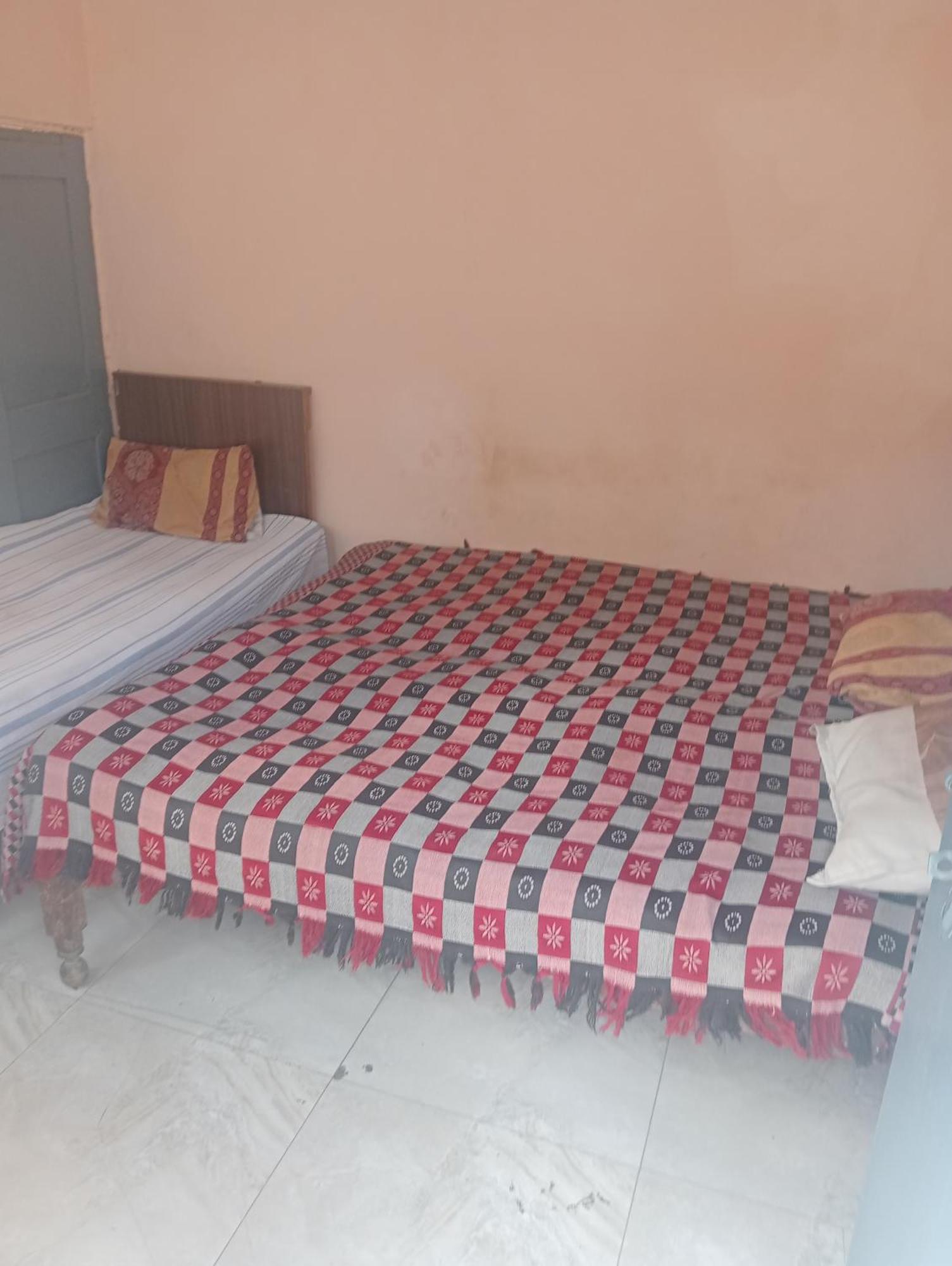 Ever Green Guest House Travel&PG New Delhi Eksteriør bilde